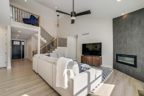 Georgetown House | 2 Mi to Notre Dame: Spacious Home w/Private Yard