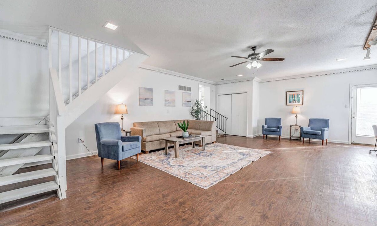 Ellendale House | 20 Minutes from Downtown - Blues City Retreat