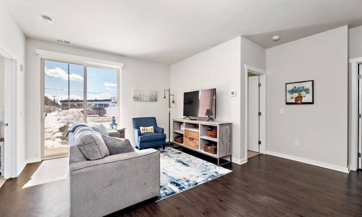 Traverse City Condo | 2BR TC Condo I Near DT + Steps to Trail
