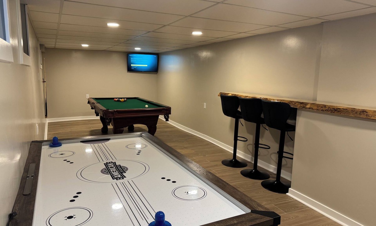 Sheboygan House | 4- Bedroom Retreat with Sauna, Game Room, Patio & Walk to Bars & Restaurants
