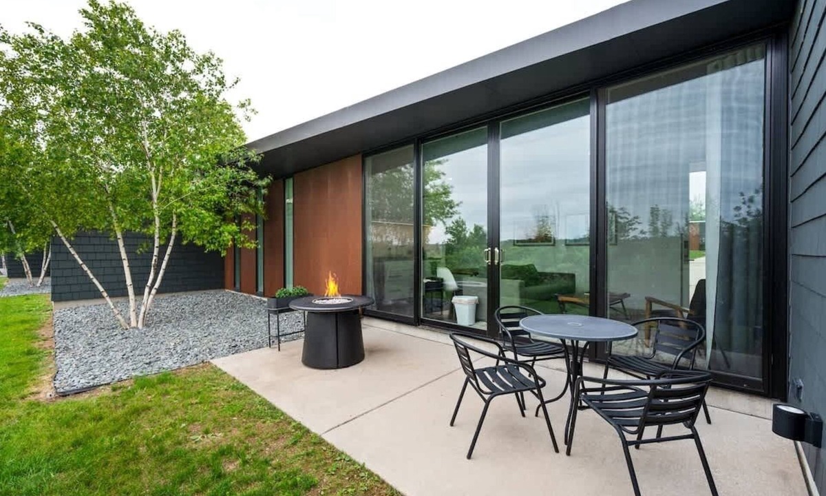 Egg Harbor Apartment | AIA Award Flat · King Bed · Walk to Egg Harbor