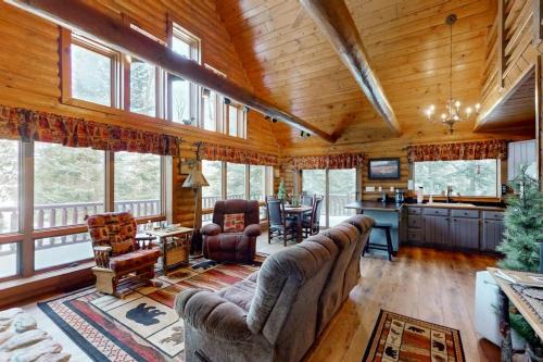 Presque Isle House | Annabelle Log Home