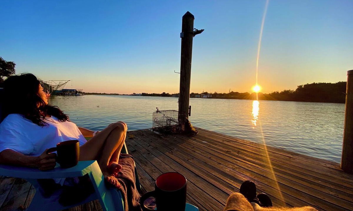 Barataria House | Bayou Life Lodging, Charter Fishing, Ecotourism. Only 25 miles to French Quarter