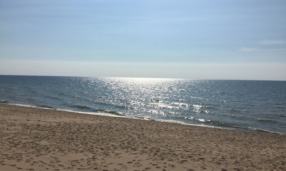 South Haven Condo | BEACHFRONT LAKE FACING Lake Michigan 1BR - private beach/heated pool/sundeck!