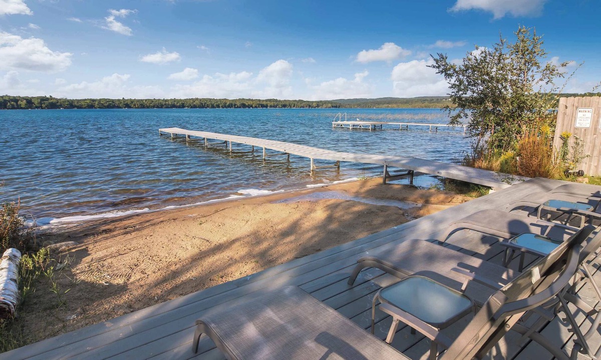 Maple City House | Bear Feet Retreat - Sleeping Bear Dunes