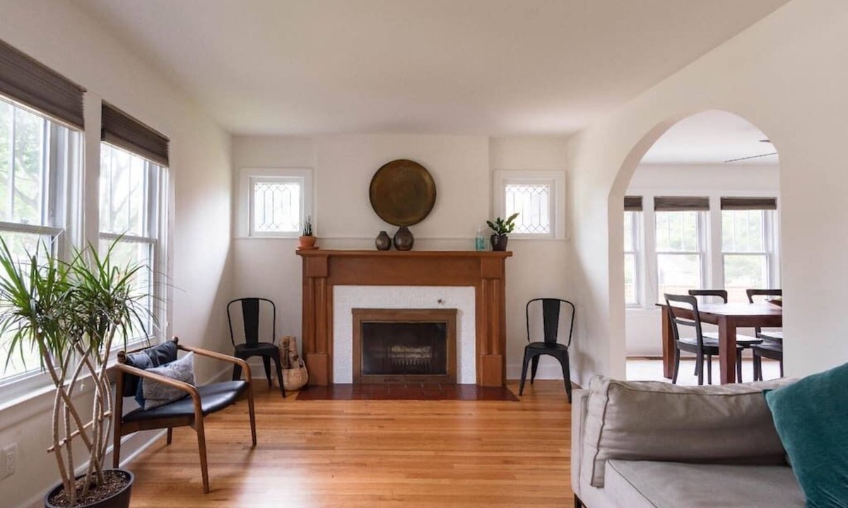 Royal Oak House | Best Neighborhood - Royal Oak