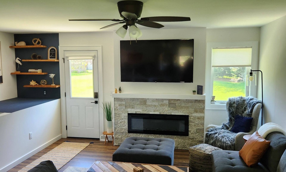 Random Lake House | Brand New 3-bedroom Home in Random Lake with office, quick walk to the beach!