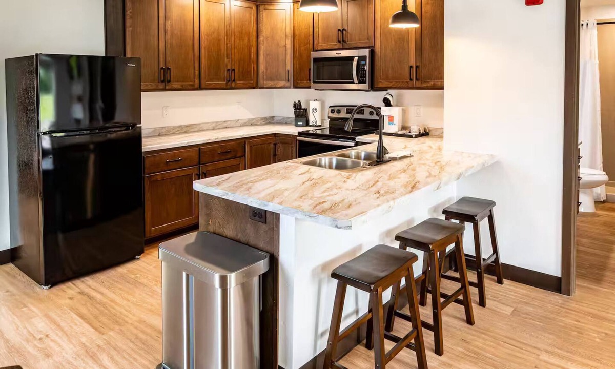 Brillion Apartment | Brillion 2‑Bedroom Suite w/Full Kitchen Near Ariens – Unit #2
