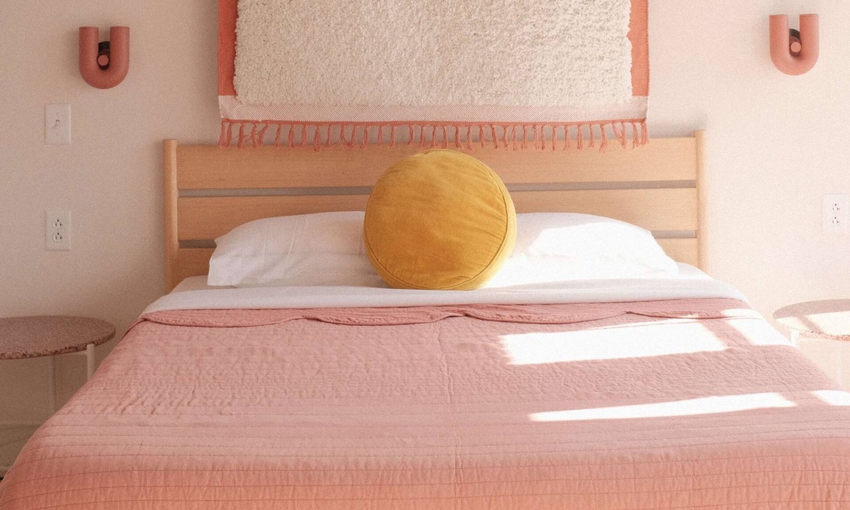 Crossroads Arts District Bed & Breakfast | Charming bed & breakfast in delightful Kansas City with cozy vibes