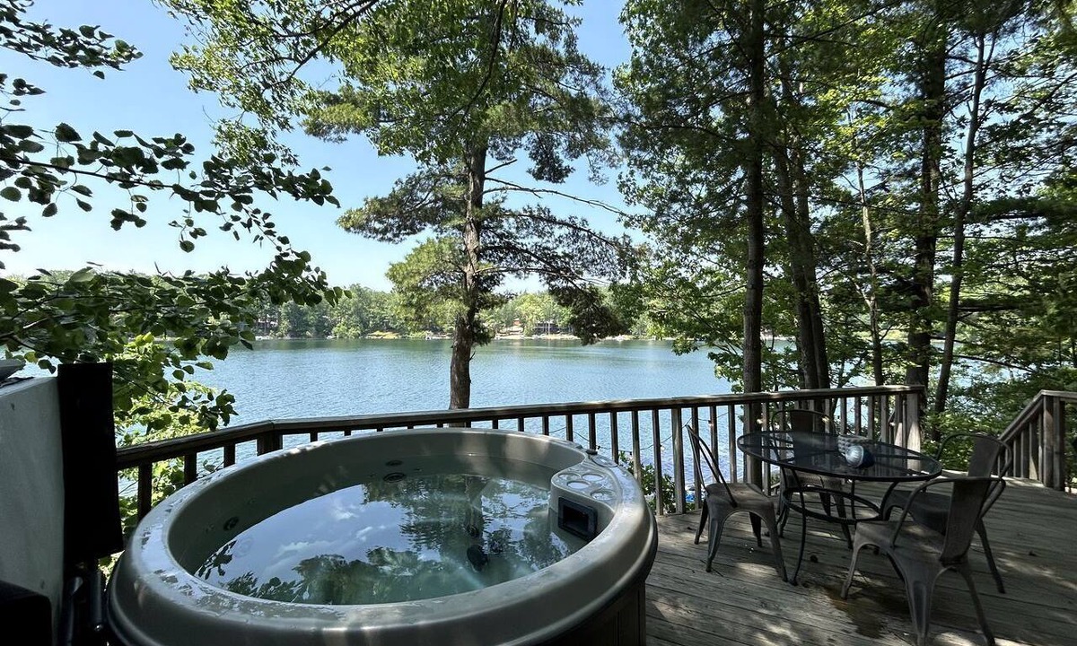 Mayfield Cabin | Charming Lakefront Cabin with Hot Tub and Beach Access near Traverse City, Michigan