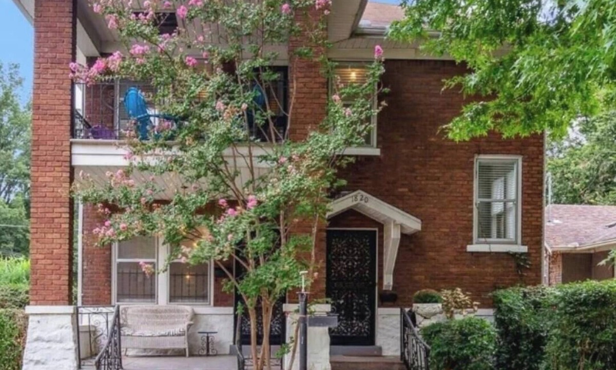 Vollintine-Evergreen House | Charming Midtown home in the heart of Memphis