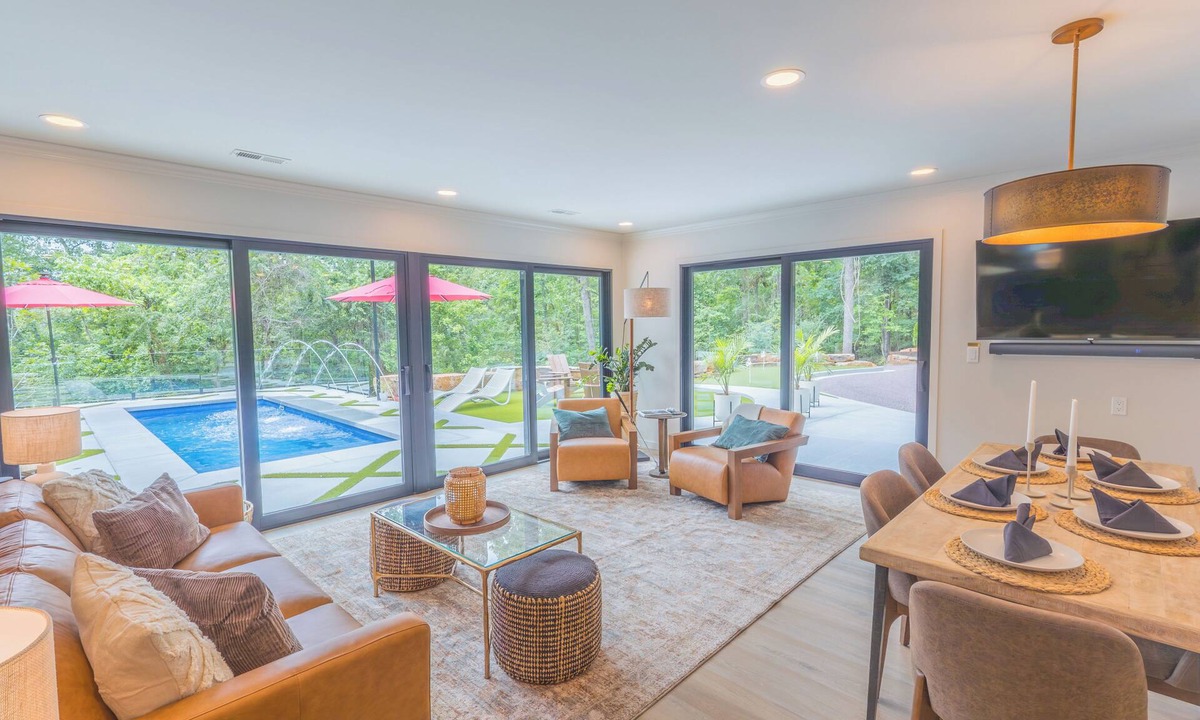 Bourbon House | Club Boulders by Pinemark® Pool+Pickleball+HotTub