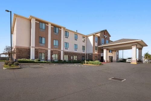 Kenner - Louis Armstrong International Airport Hotel | Comfort Inn New Orleans Airport South