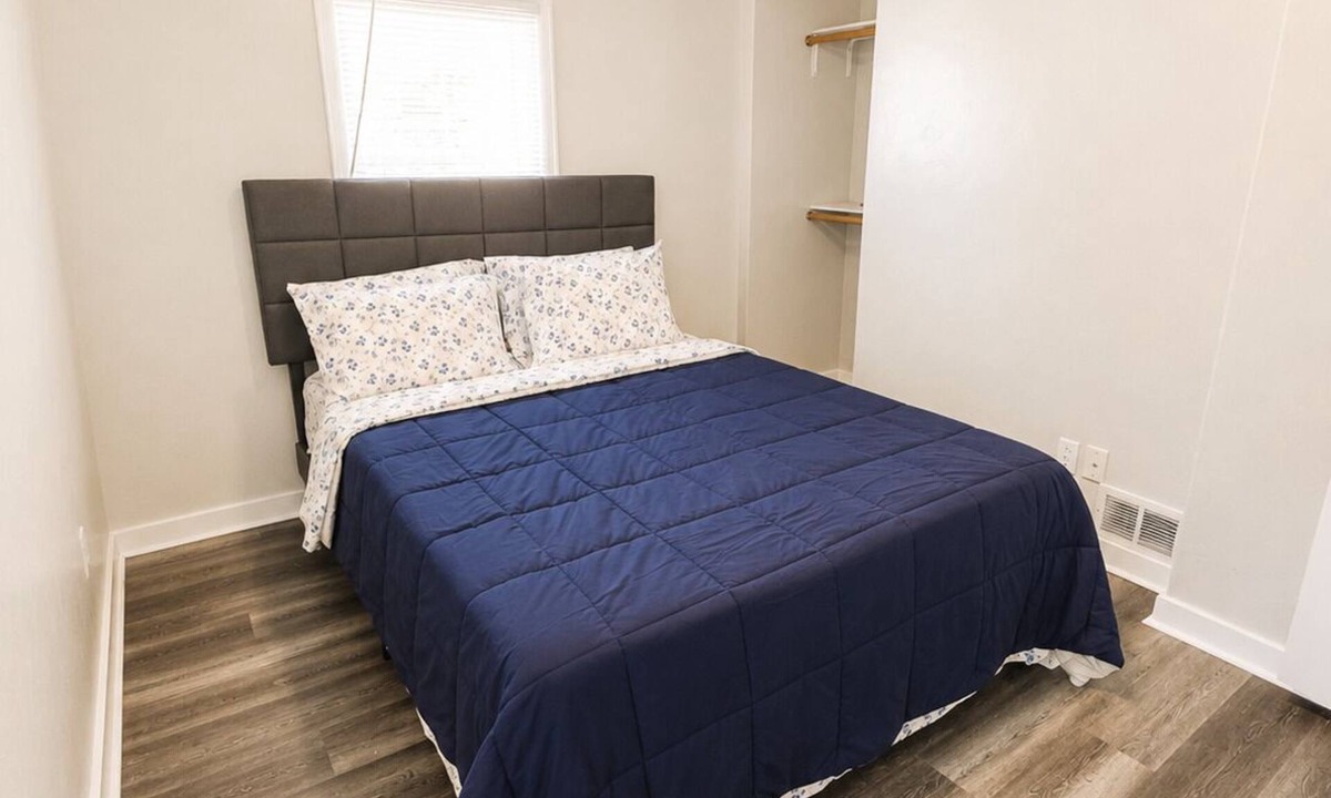 Fond du Lac House | Cozy 1-bedroom house w/Washer and dryer available