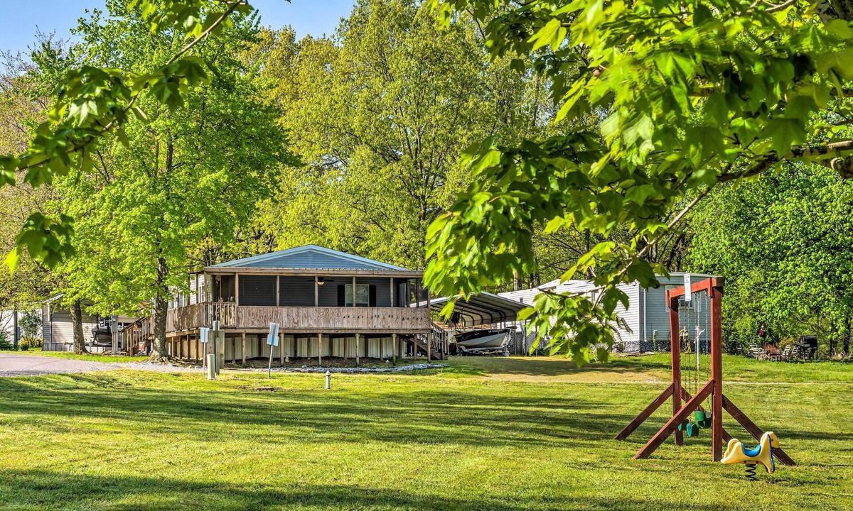 Hardin House | Cozy Hardin Retreat w/Lake Kentucky View!