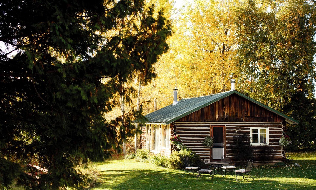 Suttons Bay Cabin | Cozy historic cabin on 29 acres in peaceful Suttons Bay