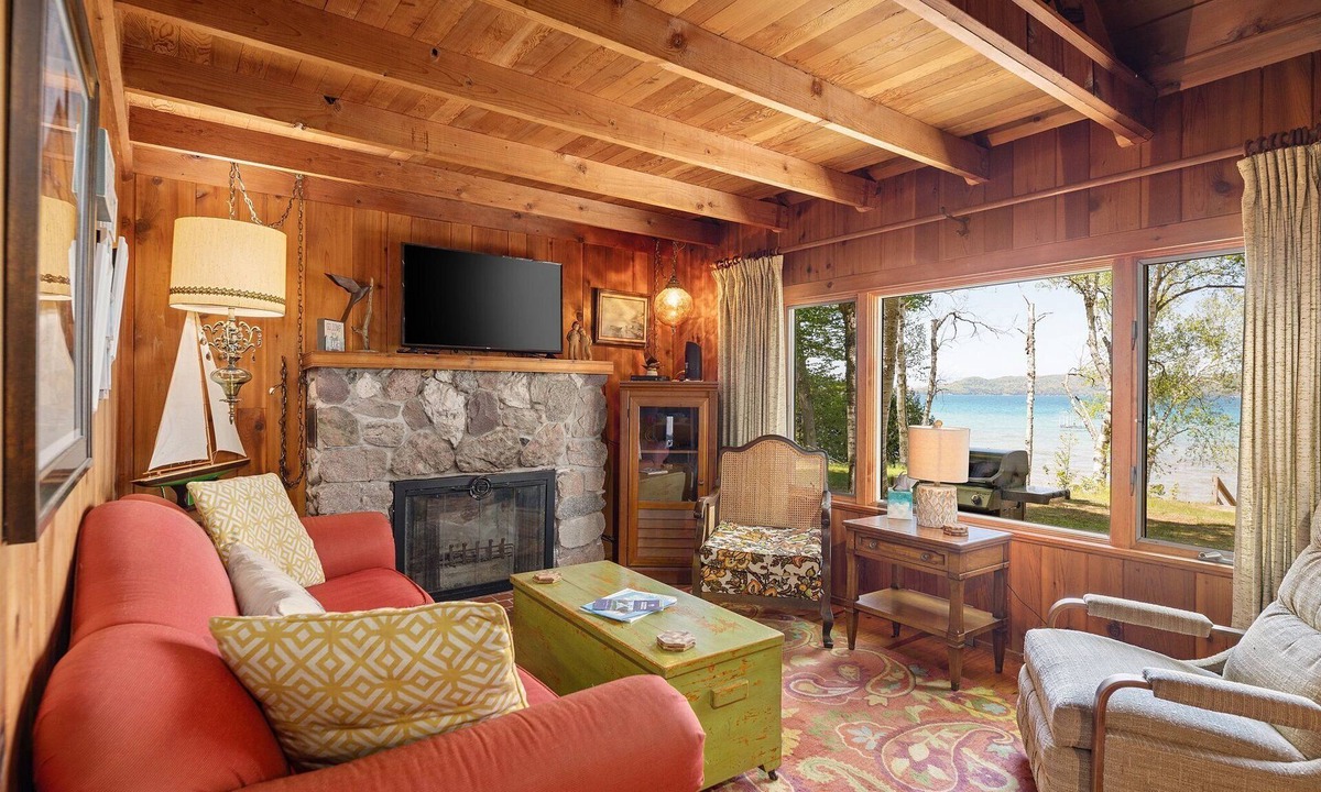 Maple City House | CRO Terrapin Station- 2 Cottages on Glen Lake