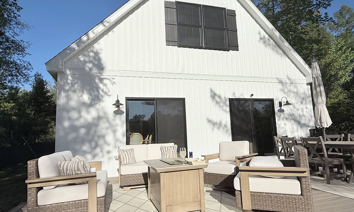 Rapid City House | Driftwood on Torch River