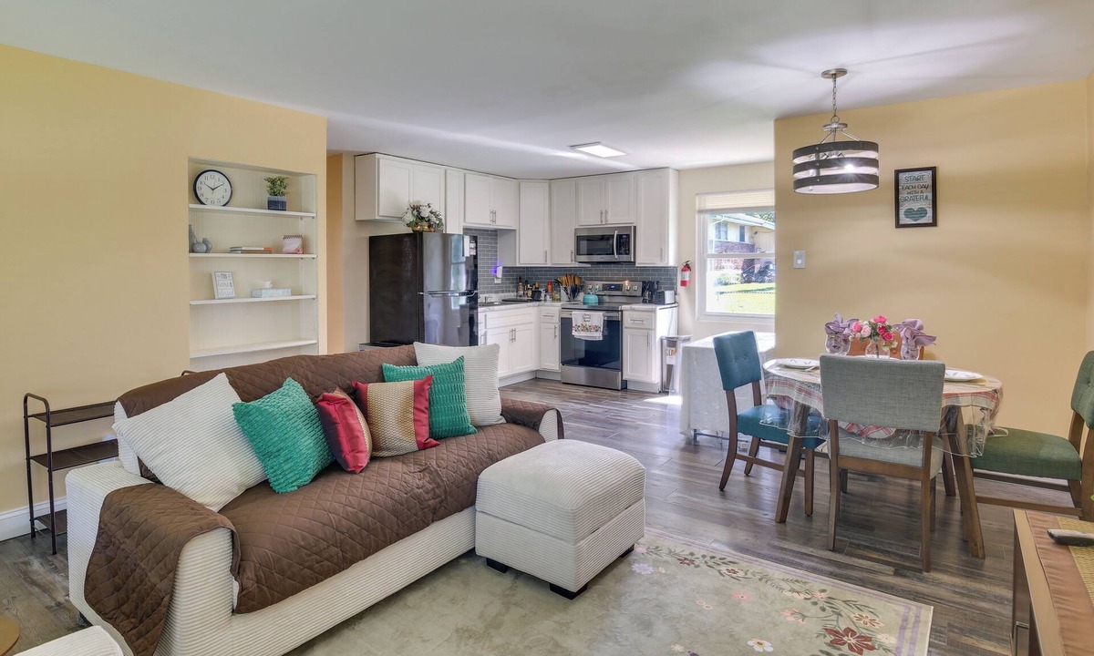 Moline Acres House | Easy Access to Parks, Hospital: St Louis Home