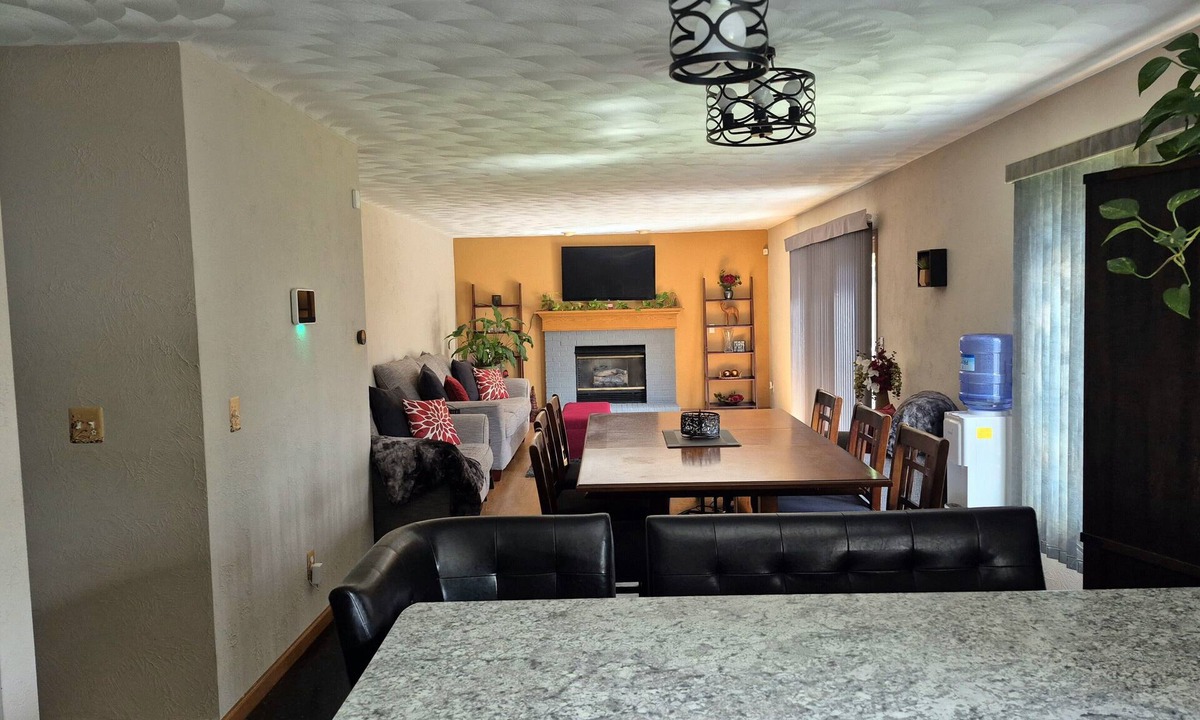 Battle Creek House | Family friendly & Spacious; 4-bedroom home with movie room & game room