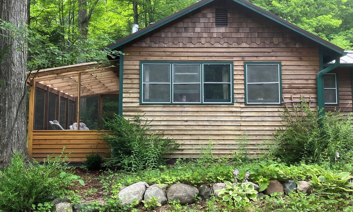 Bear Lake House | ForestRetreat Newly listed Still available August & Labor Day Beaches M-22 Dunes
