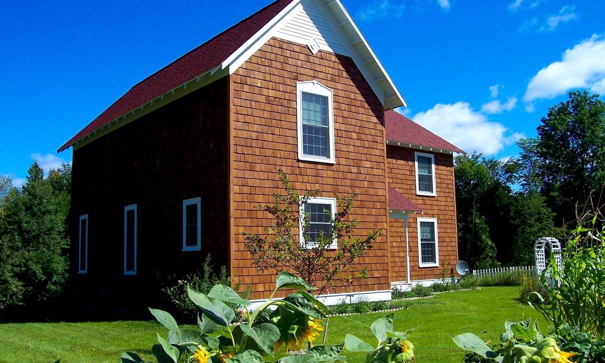 Arcadia House | Free PONTOON boat. Lakefront w/Kayaks & Game Room