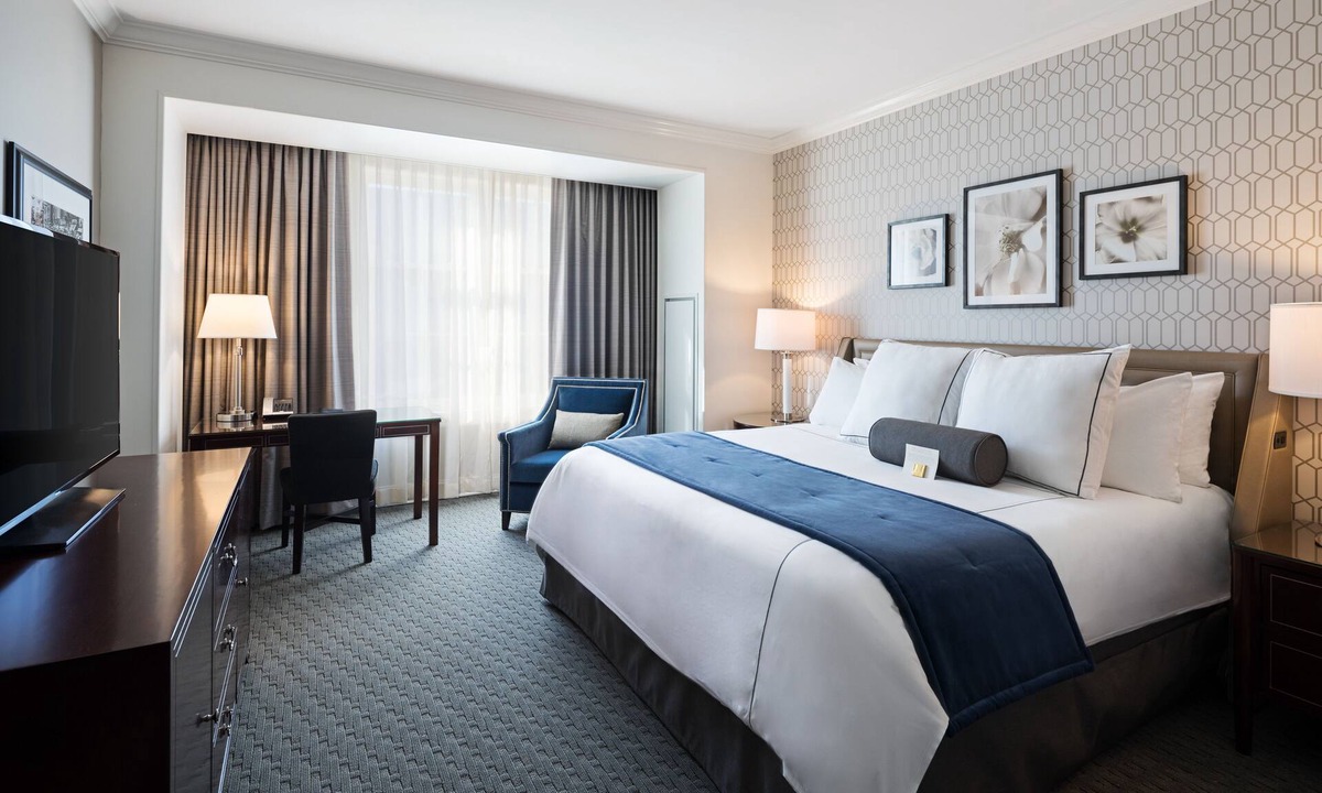 Findlay Hotel | Hancock Hotel