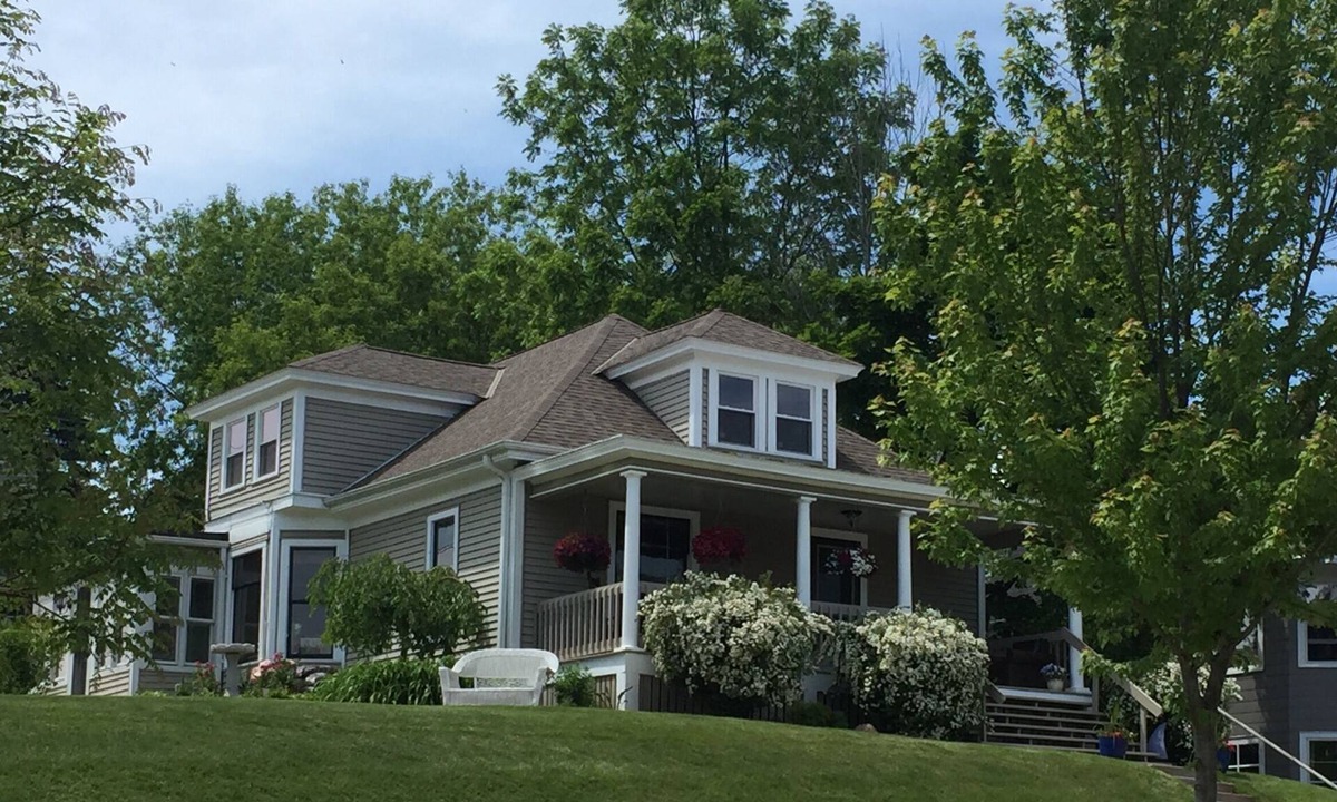 Port Washington House | Helena House Port Washington, Lake Michigan View