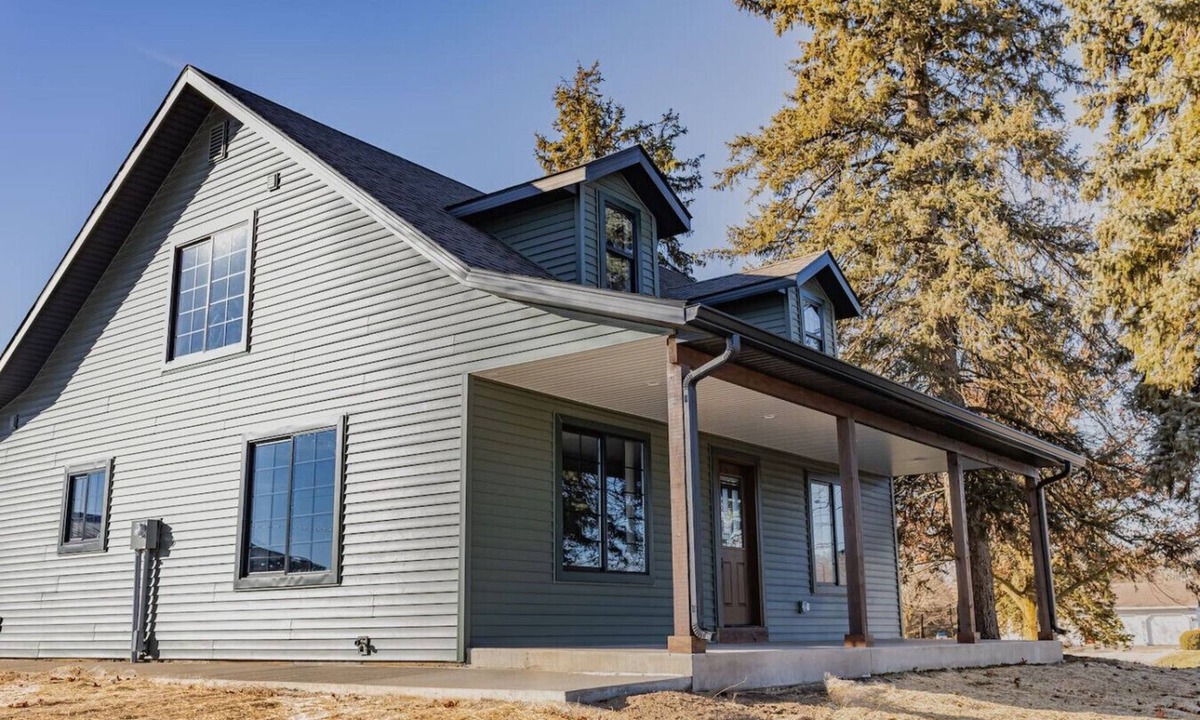 Goshen House | Hilltop Family Retreat