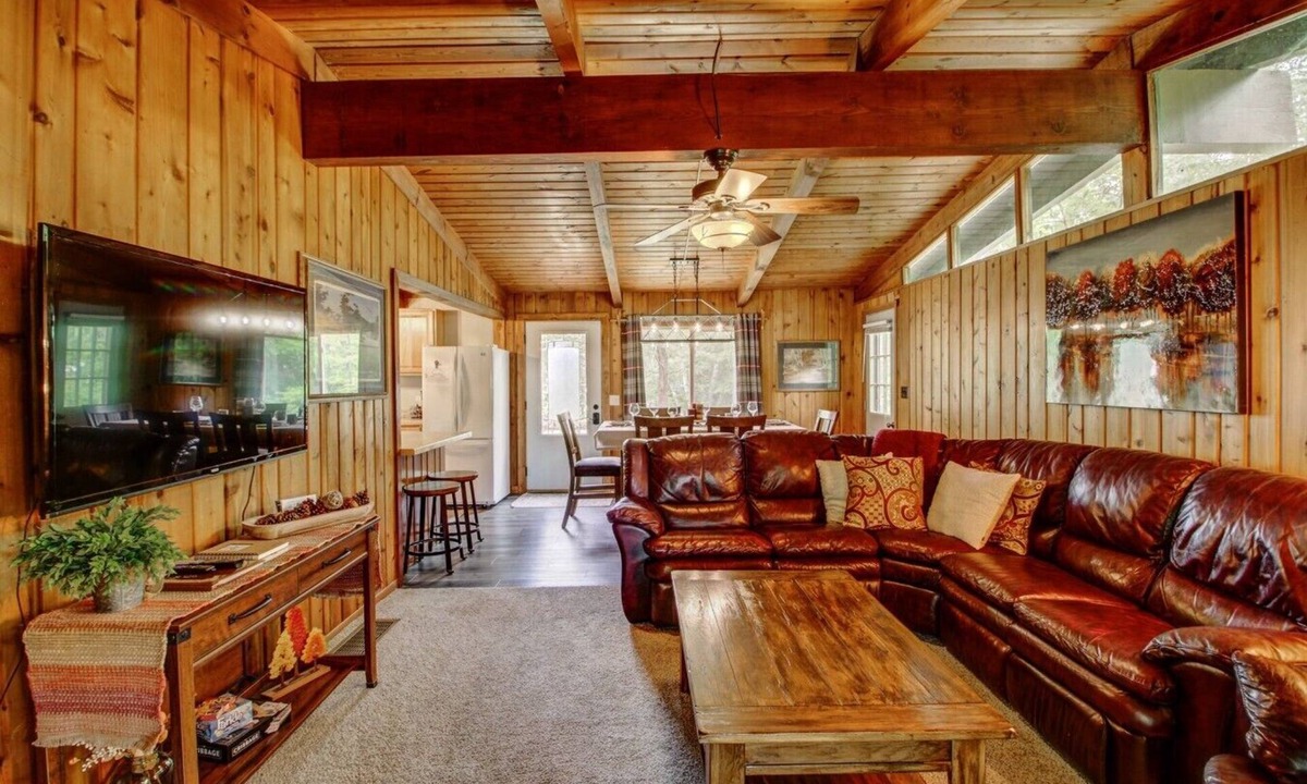 Breezy Point House | Is today a Lake or Links kind of day? Now booking for Summer 2026!