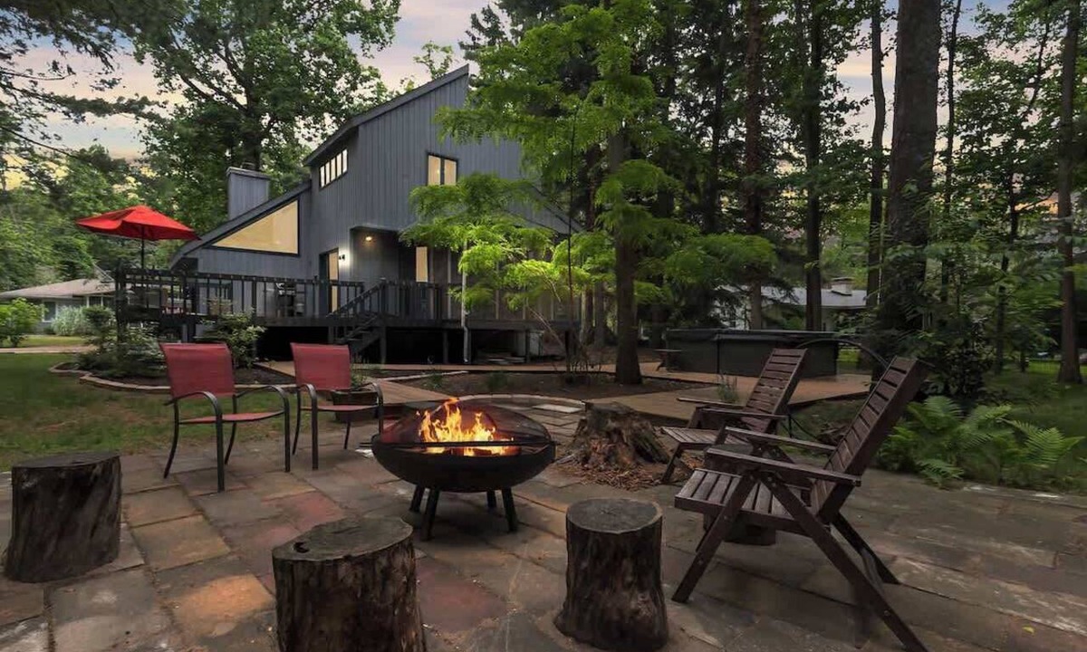 Shorewood-Tower Hills-Harbert House | Juniper Presents: Forest Escape, Hot Tub, Fire Pit, Near the Dunes