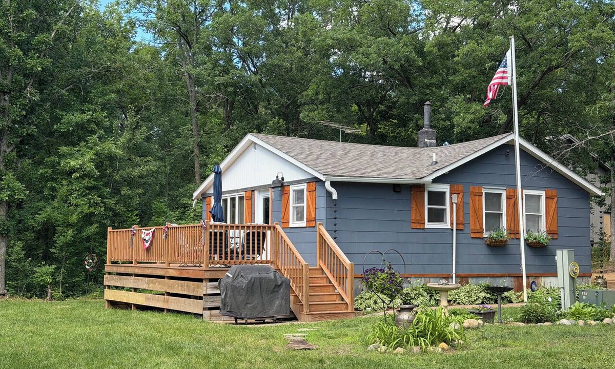 Osage Cabin | Ketcher's Last Resort - 2br cabin on Straight Lake, Osage, MN
