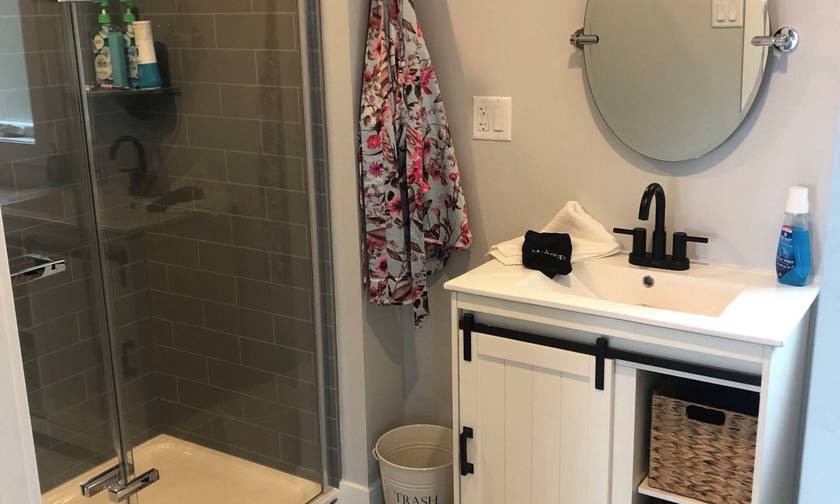 Long Beach Apartment | Lake Michigan Apartment