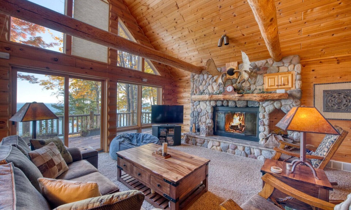 Washburn House | Lake Superior Log Cabin Retreat | Near Bayfield, WI | Larger Groups Welcome