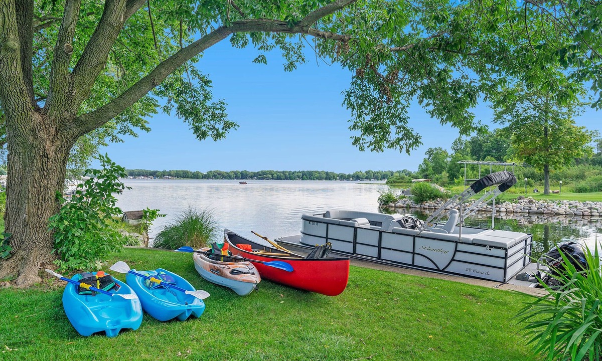 Decatur House | Lakefront Summer Escape: Kayaks, Canoes + Pontoon Rental