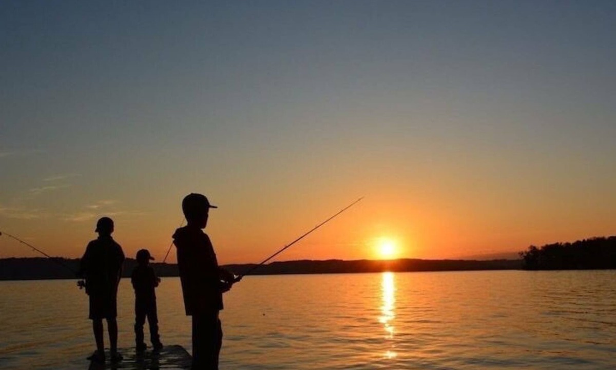 Pepin County House | Lakehouse on Private Beach: Dock, Kayaks, Paddle Boards, Peddle Boat & Lillypad