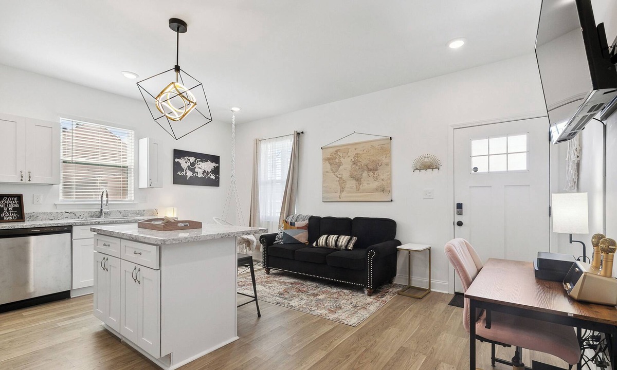 Saint Roch Apartment | Lovely 3-bedroom apartment near French Quarter in vibrant New Orleans