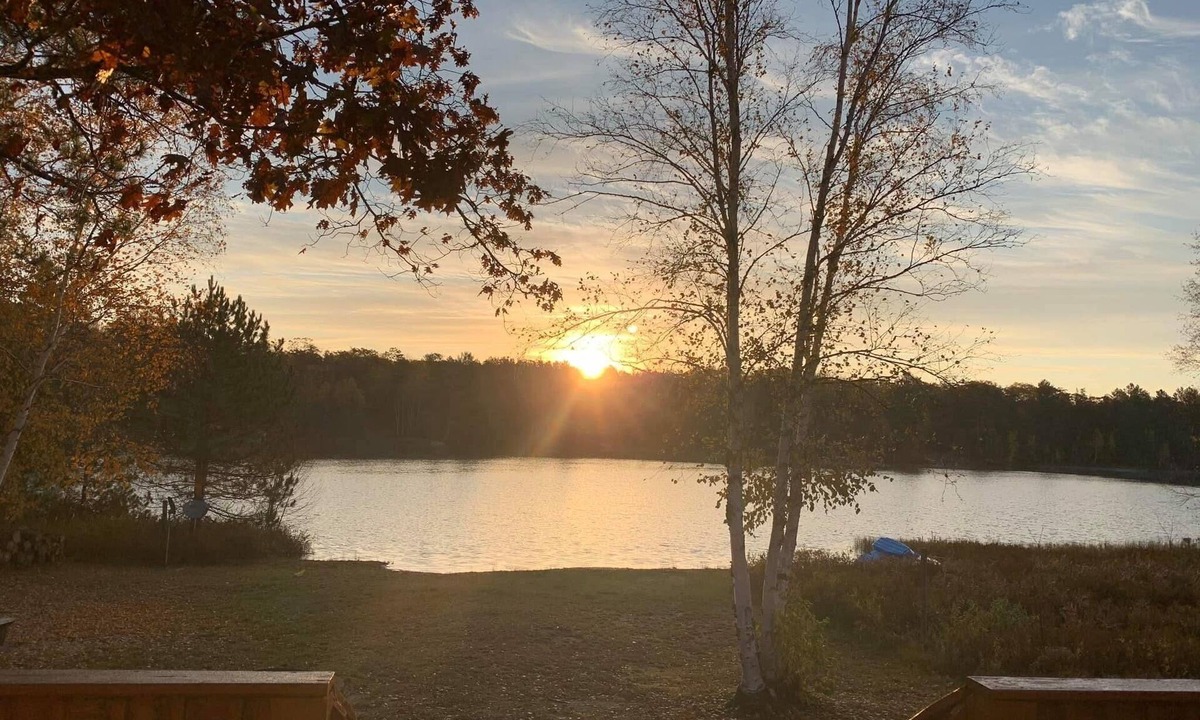 Eckerman Cabin | Lovely 3 bedroom cabin on High banks Lake in Eckerman Mi