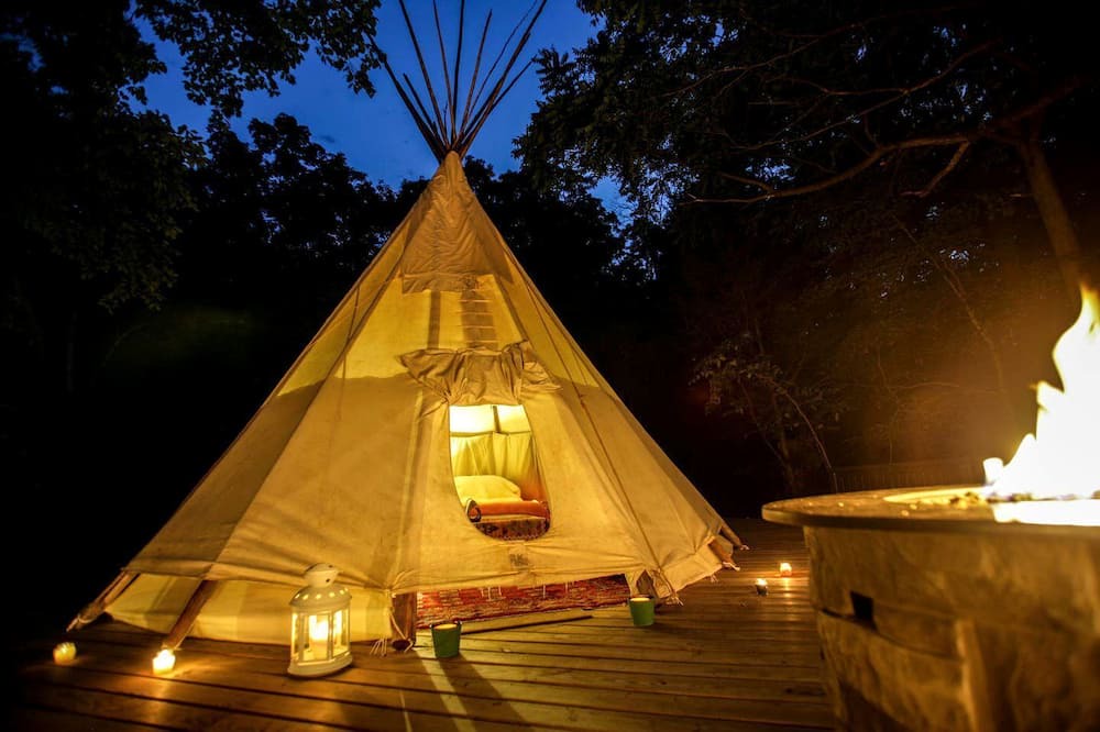 Park Hills Cabin | Magical Tipi Rental Perfect for a Glamping Getaway in the Missouri Ozarks