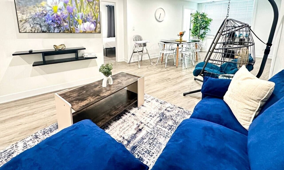 Lavergne Apartment | Modern and Lux 2BD for 4 Near City and Airport