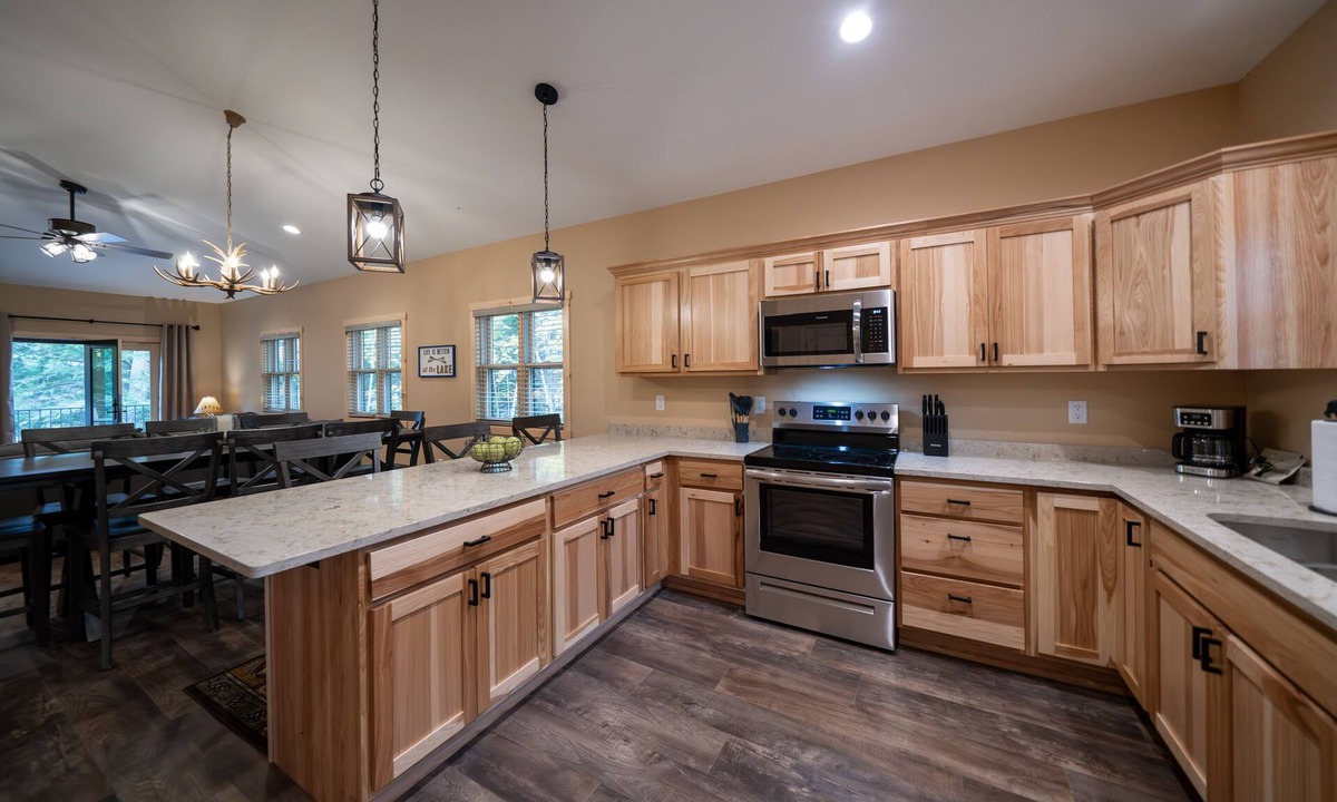 Cable Condo | New! 4BR Lake Namakagon Cabin - Sleeps 15 - Lakefront w/boat access