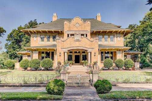 Vicksburg Bed & Breakfast | Oak Hall Mansion and Boutique Hotel
