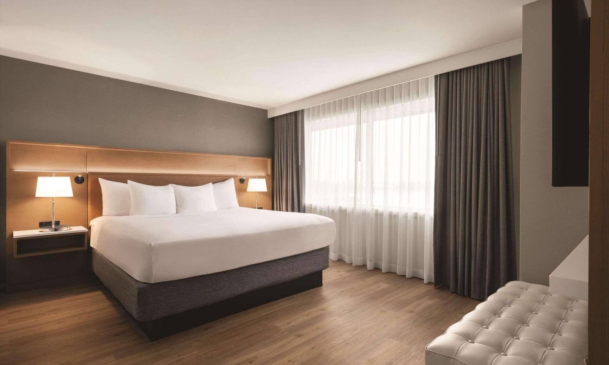 Ashwaubenon Hotel | Oneida Casino Hotel