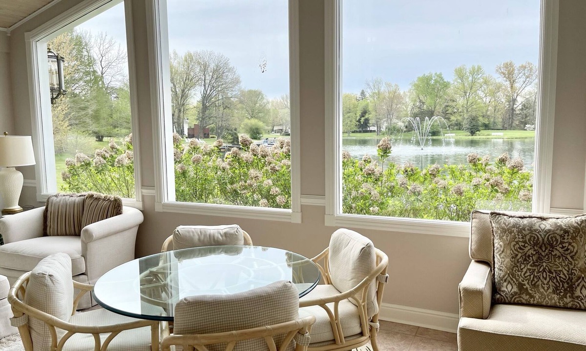 Carbondale House | Our Most Popular Lakefront Home