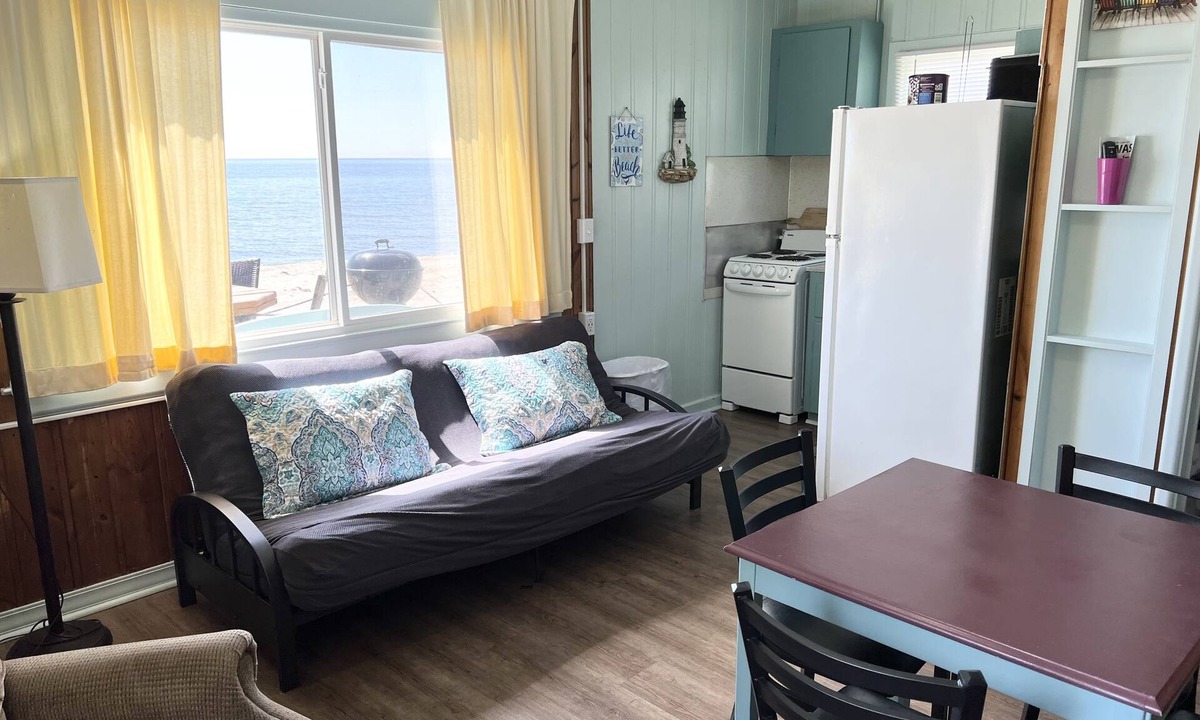 Tawas City Hotel | Paradise Beach Resort