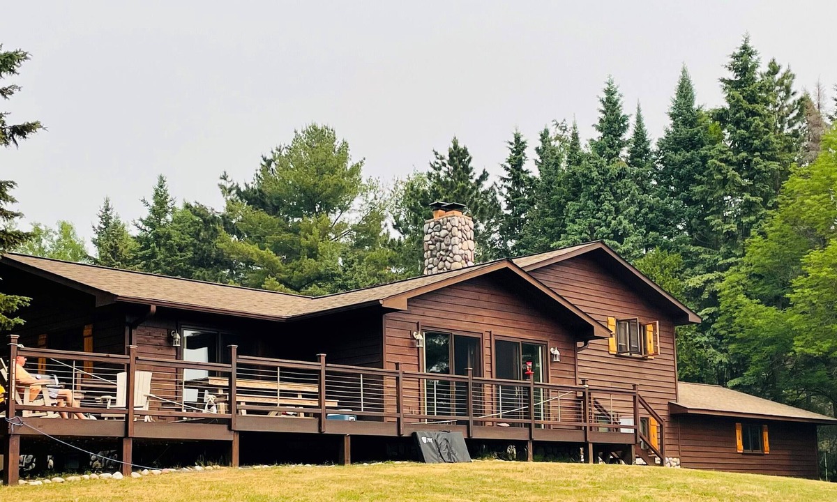 Cable House | Peace of Mind on Lake Namakagon | Lakefront| Spacious | Private Dock