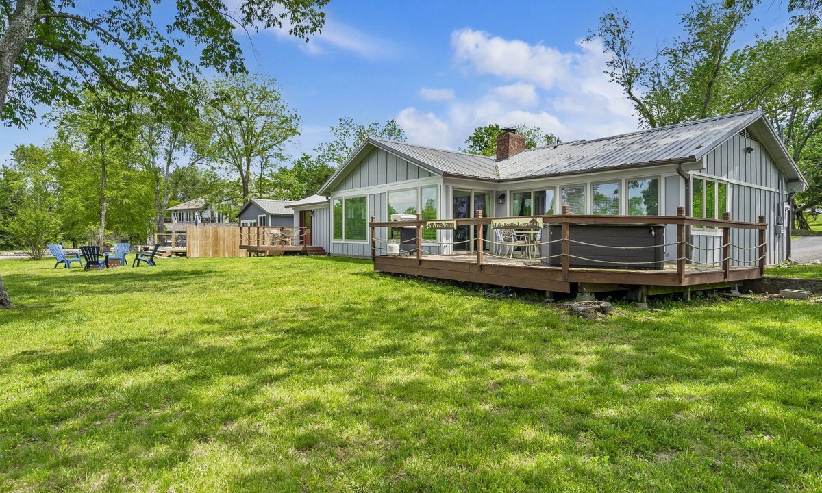 Big Cedars House | Pet Friendly Table Rock Retreat Steps from the Lake with Hot Tub, Billiards & Fireplace