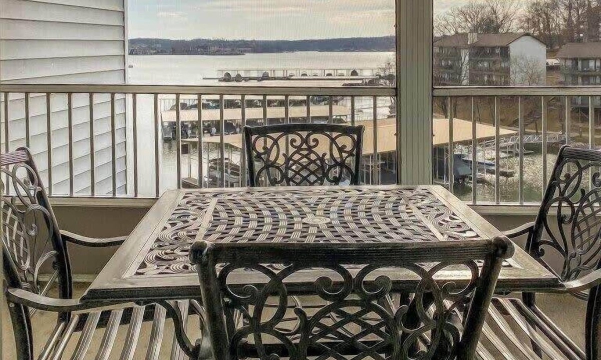 Village of Four Seasons Apartment | Pool | WiFi | Lake Front | Sleeps 6 | MM 13 (791DC)
