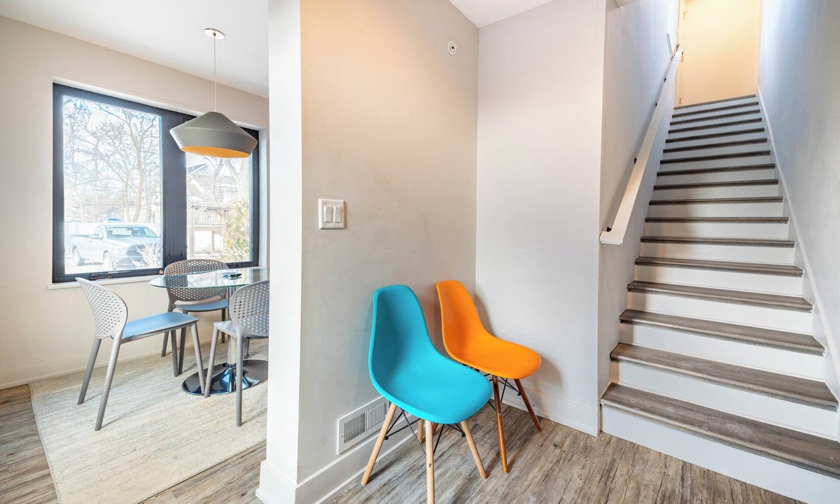 Burns Park Condo | Private 3BR Residence | Modern Condo near U of M Stadium | Sleeps 6