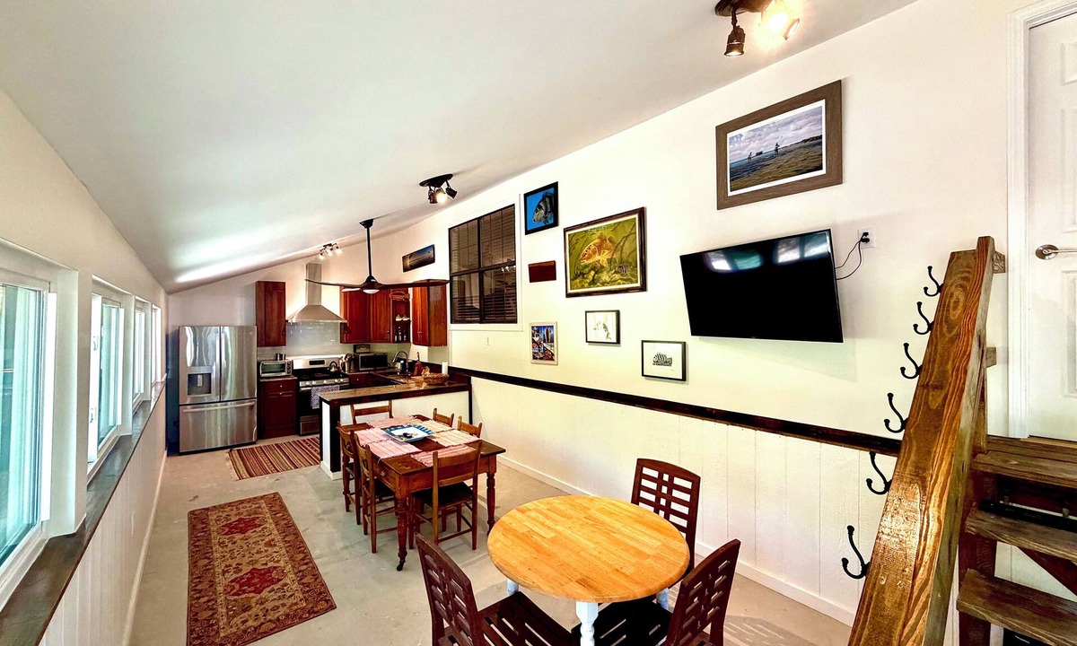 Saint Bernard House | Quiet cabin minutes away from world-class fisheries
